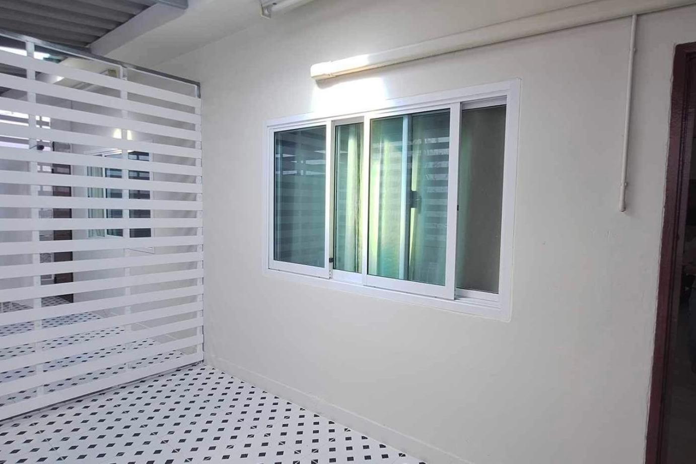Chaiwat Hostel 曼谷 外观 照片