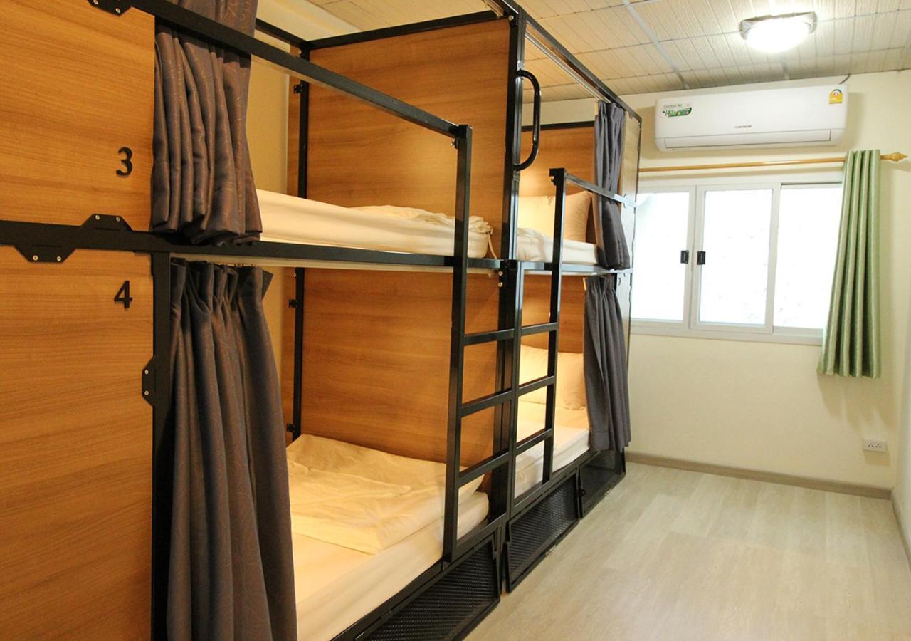 Chaiwat Hostel 曼谷 外观 照片